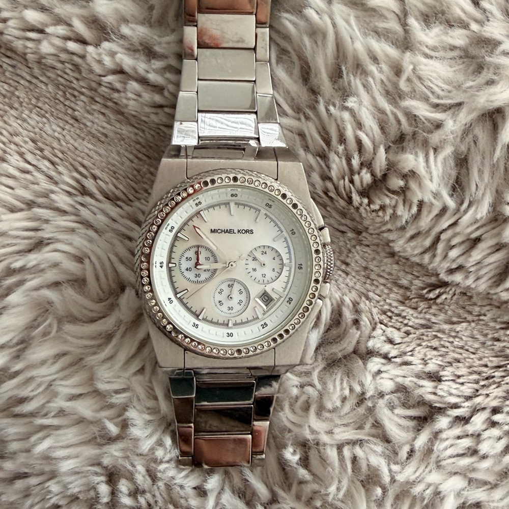 Michael Kors Crystal Watch missing stones can be replaced